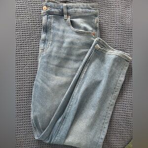 American Eagle Stretch Mom Jeans Never Worn